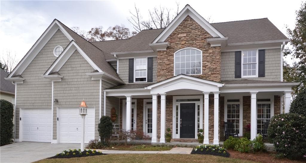 6 bedroom, 2,901 sq ft single family residence sold at 2483 Madison Commons, Atlanta, GA 30360