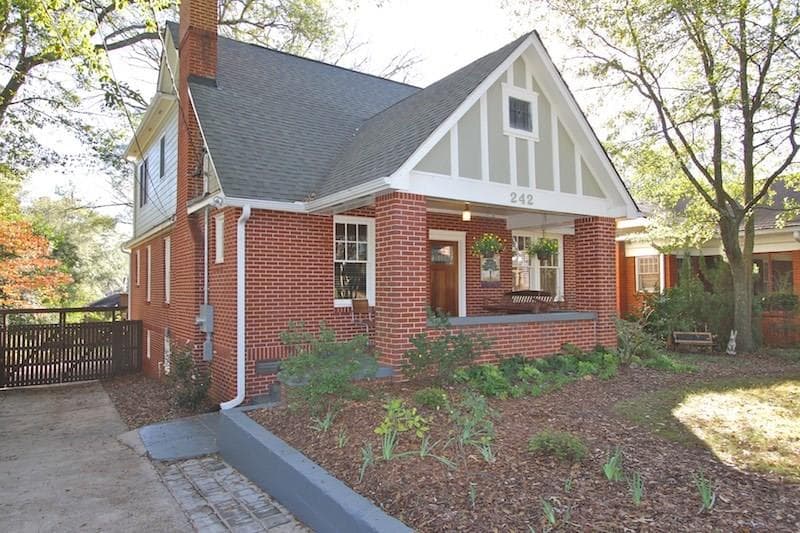 4 bedroom, 2,670 sq ft single family residence sold at 242 W Hill Street, Decatur, GA 30030