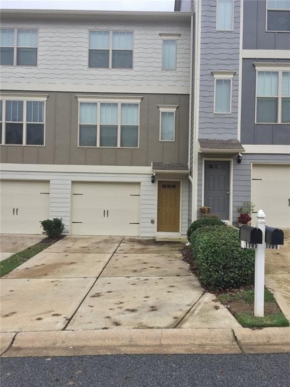 3 bedroom, 1,248 sq ft townhouse sold at 1705 Liberty Parkway, Atlanta, GA 30318