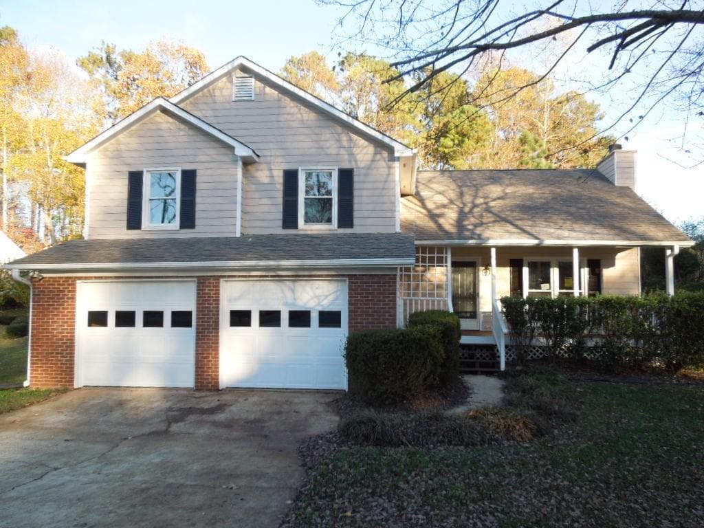 3712 Robin Way, Acworth, GA 30101 — most recent listing photo