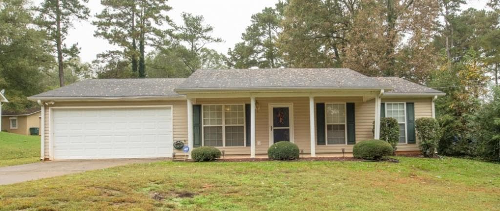 3 bedroom single family residence sold at 102 S Circle Drive, Ellenwood, GA 30294