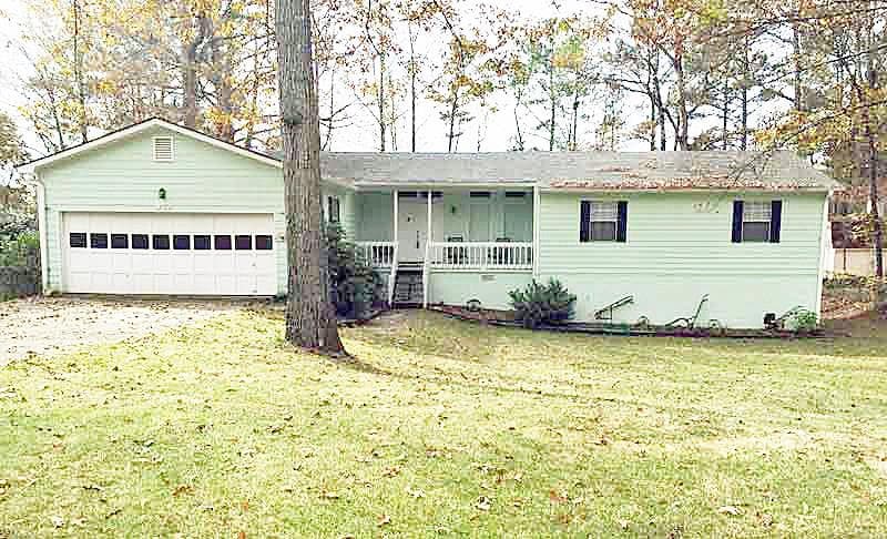 3 bedroom, 1,900 sq ft single family residence sold at 972 Hickory Nut Lane, Lawrenceville, GA 30043