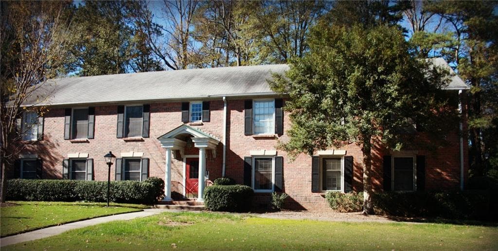6700 Roswell Road 2B, Sandy Springs, GA 30328 — most recent listing photo