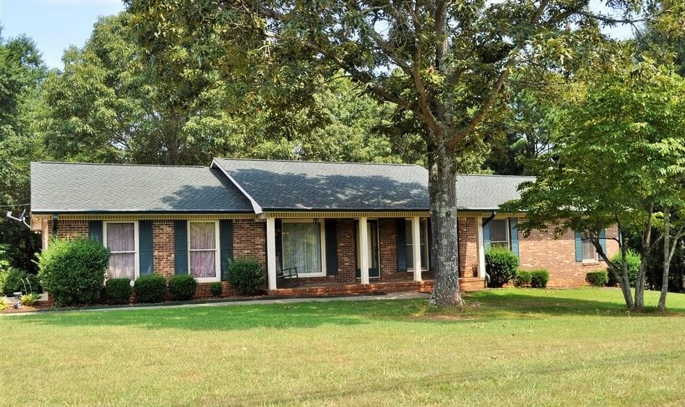 102 Holly Creek Court, Woodstock, GA 30188 — most recent listing photo