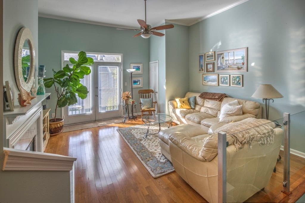 1 bedroom, 997 sq ft townhouse sold at 4254 River Green Drive 605, Atlanta, GA 30327