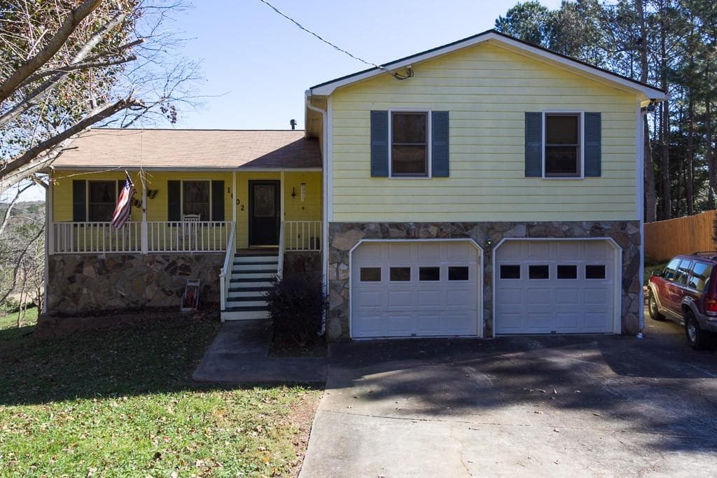 1002 Medina Drive, Lilburn, GA 30047 — most recent listing photo