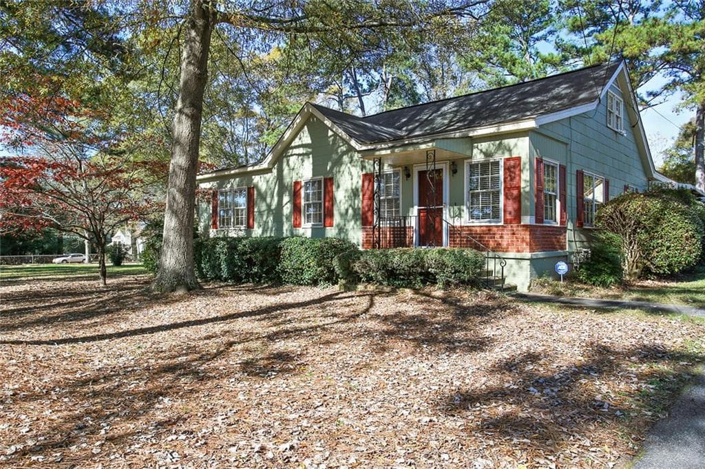 110 W Mimosa Drive, Jonesboro, GA 30236 — most recent listing photo