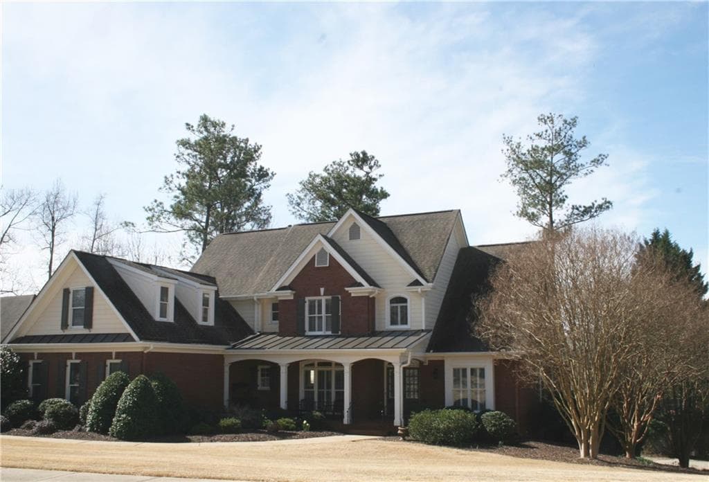 6 bedroom, 4,964 sq ft single family residence sold at 505 Tatum Drive, Alpharetta, GA 30022