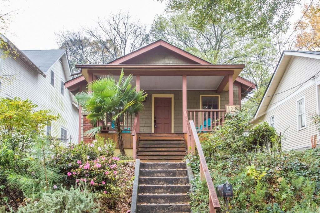 3 bedroom, 864 sq ft single family residence sold at 125 Pearl Street, Atlanta, GA 30316