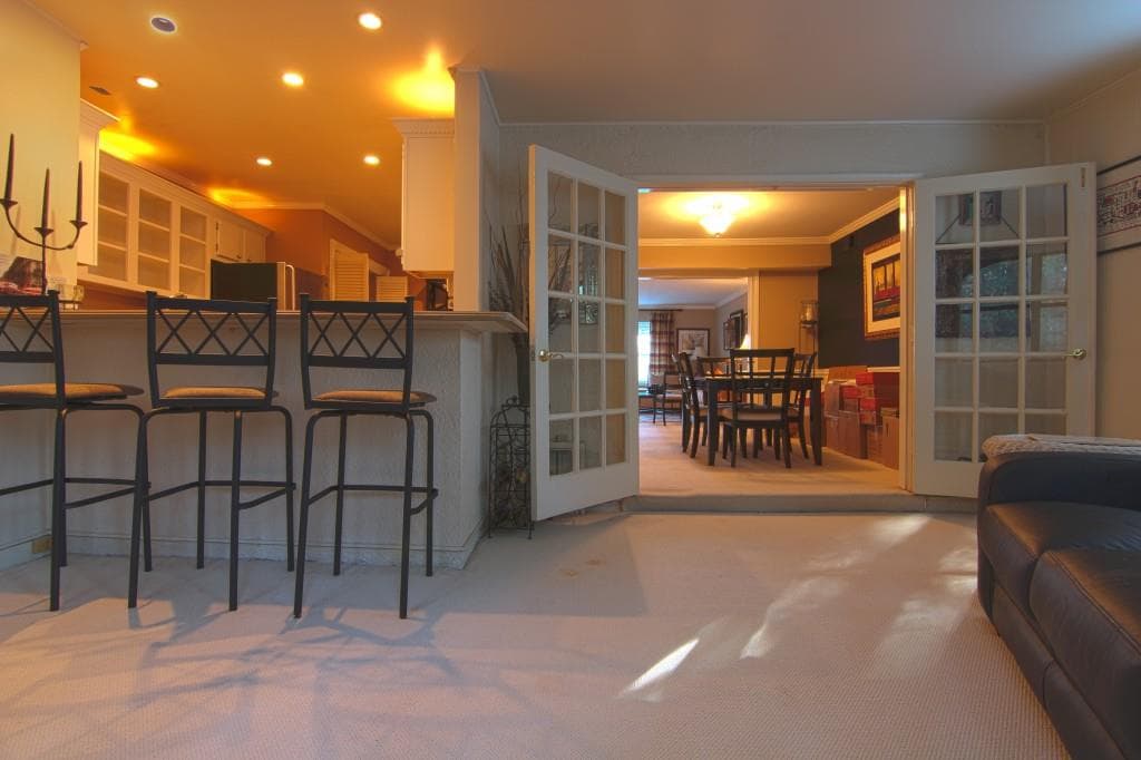 3 bedroom, 1,459 sq ft condominium sold at 137 Amherst Place -, Atlanta, GA 30327