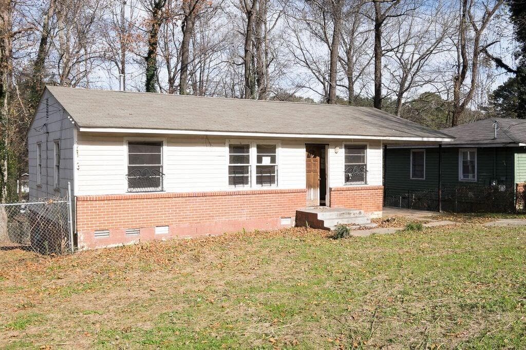 3 bedroom, 905 sq ft single family residence sold at 171 Glenrose Circle, Atlanta, GA 30354