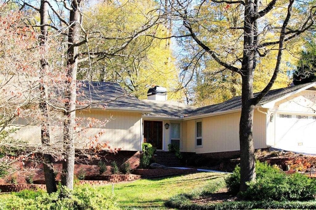 643 Chesterfield Drive, Lawrenceville, GA 30044 — most recent listing photo