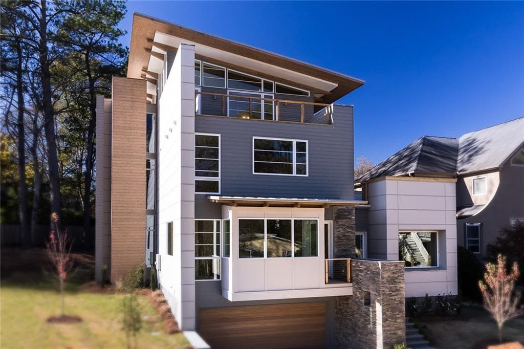 2496 Oostanaula Drive, Brookhaven, GA 30319 — most recent listing photo