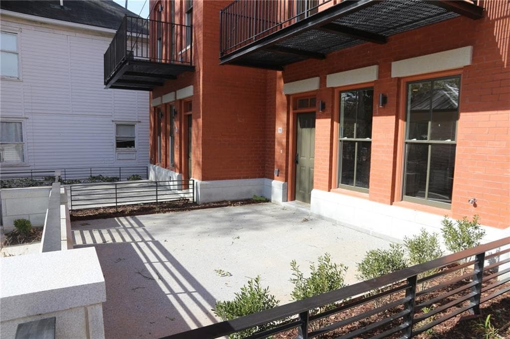 432 E Howard Avenue 18, Decatur, GA 30030 — most recent listing photo