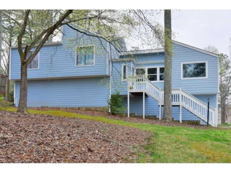 4 bedroom, 2,260 sq ft single family residence sold at 2007 HASTINGS Street, Marietta, GA 30062