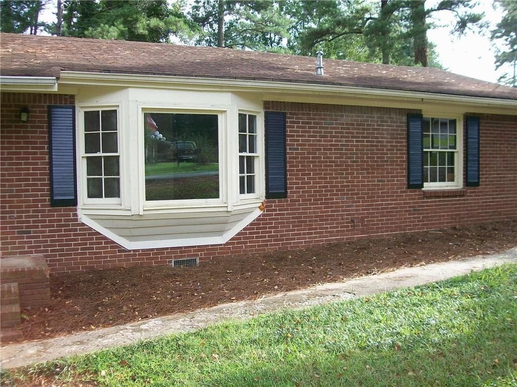 4 bedroom, 1,868 sq ft single family residence sold at 511 White Oak Drive, Marietta, GA 30060