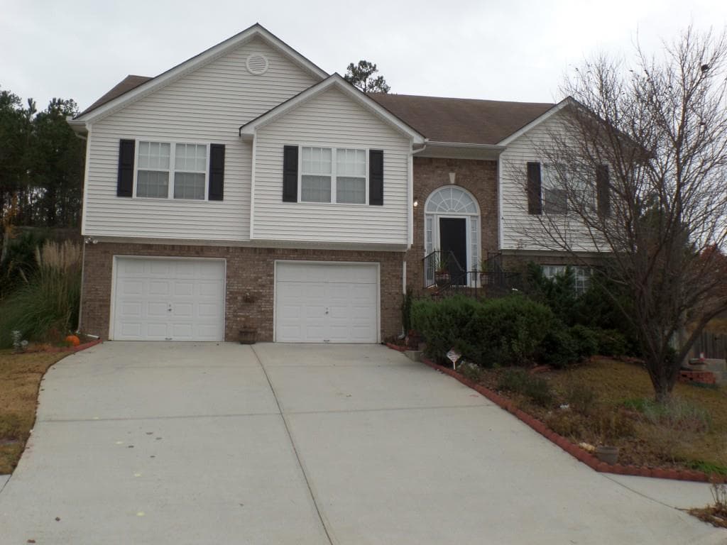 1260 Log Cabin Way, Lawrenceville, GA 30045 — most recent listing photo