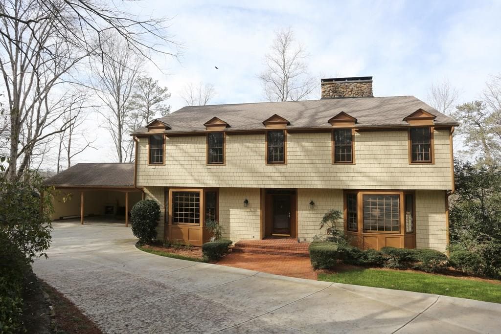 2095 River North Parkway, Sandy Springs, GA 30328 — most recent listing photo