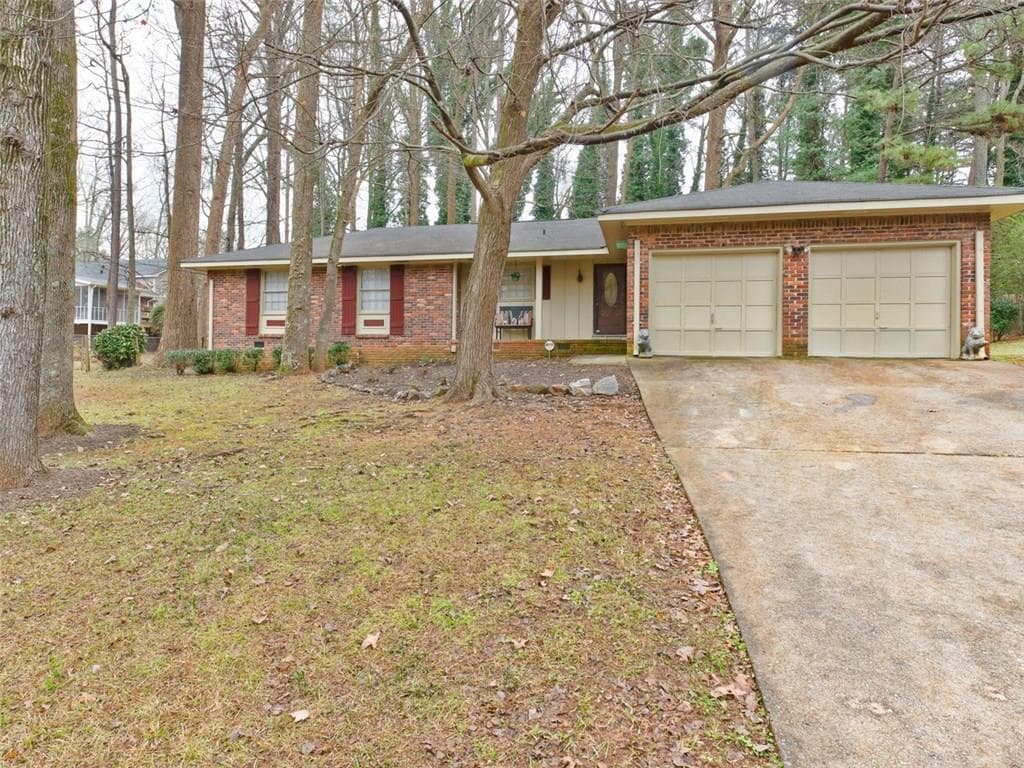 4765 Fellswood Drive, Stone Mountain, GA 30083 — most recent listing photo