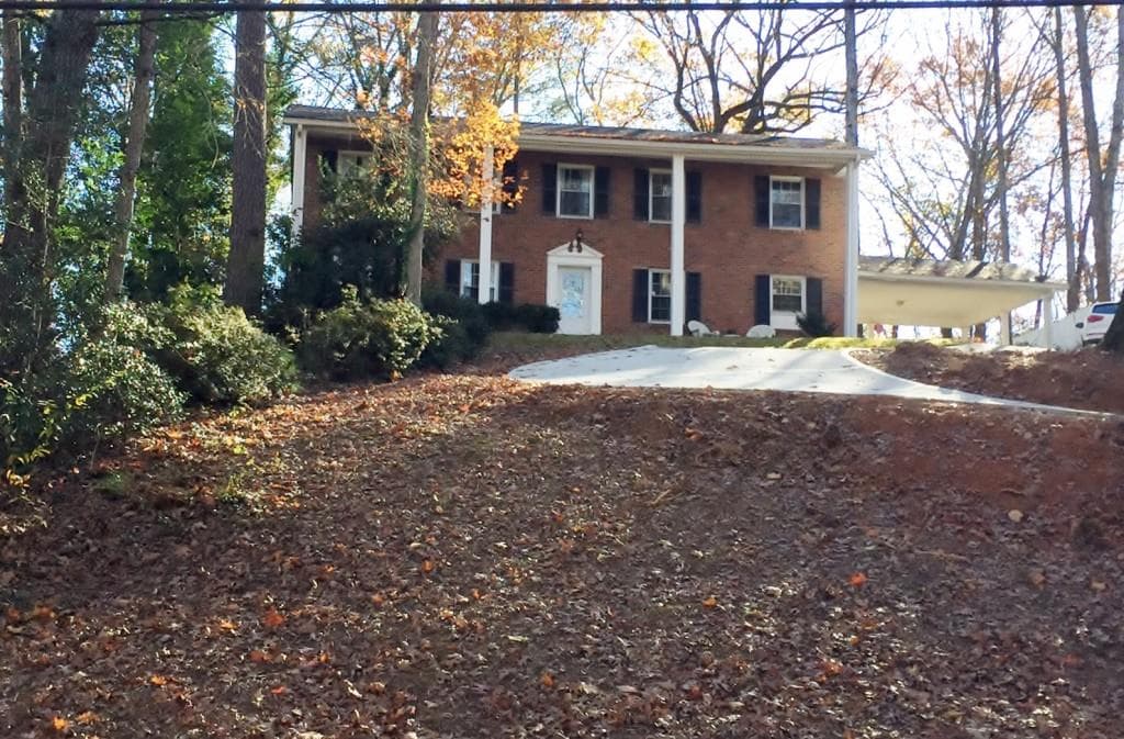 6755 Brandon Mill Road, Sandy Springs, GA 30328 — most recent listing photo