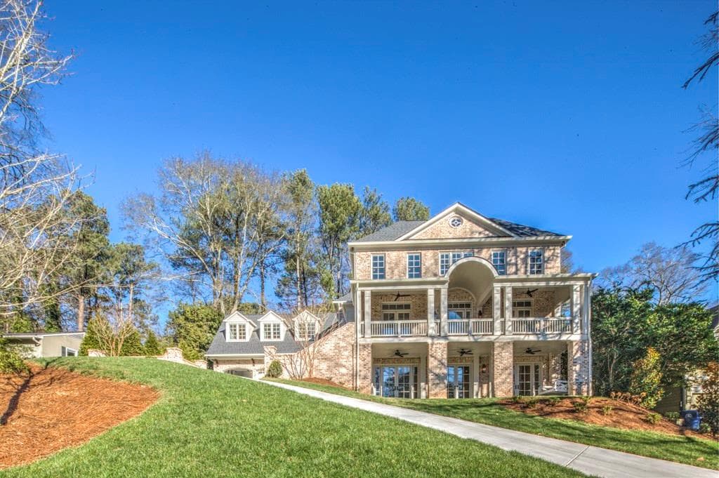 5 bedroom single family residence sold at 271 Hillside Drive, Atlanta, GA 30342