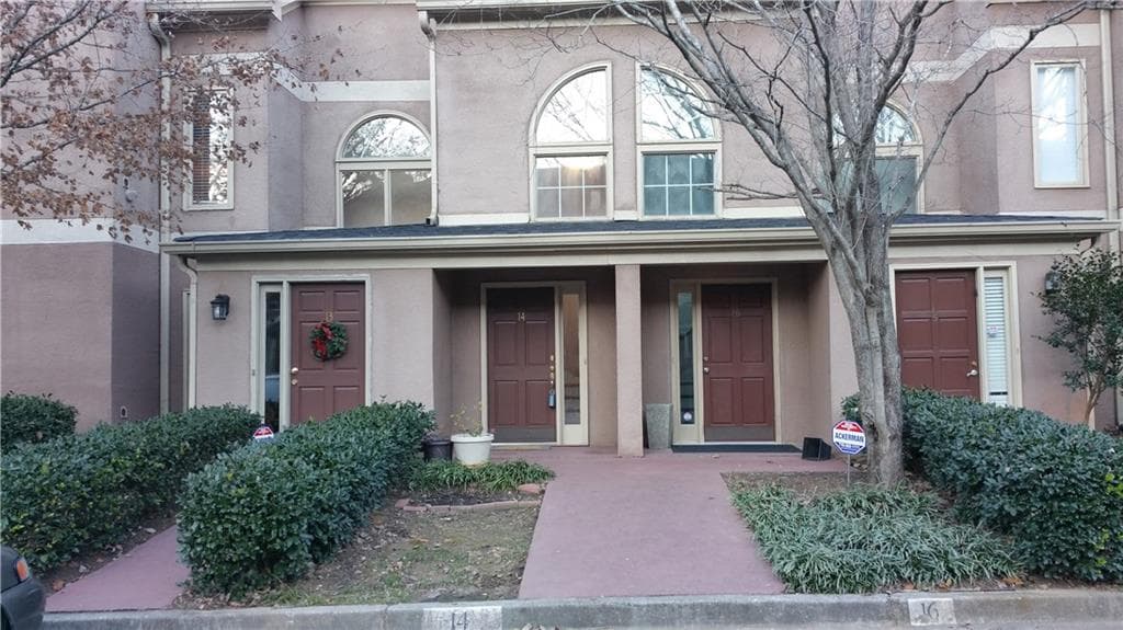 3 bedroom, 1,550 sq ft townhouse sold at 14 Brittany Way 14, Atlanta, GA 30324