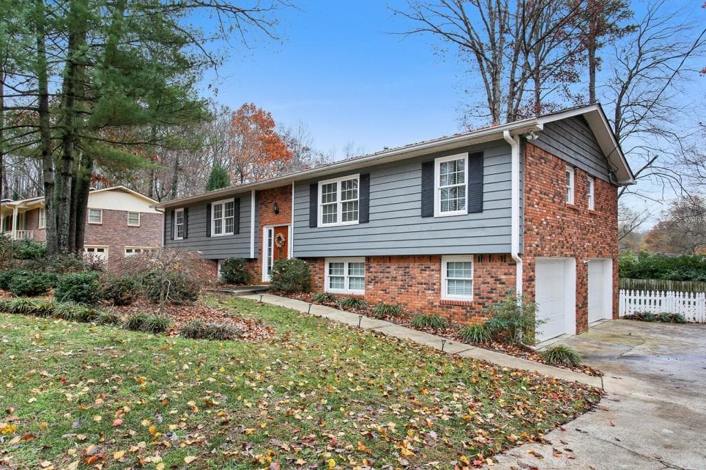 500 Debra Drive, Marietta, GA 30066 — most recent listing photo