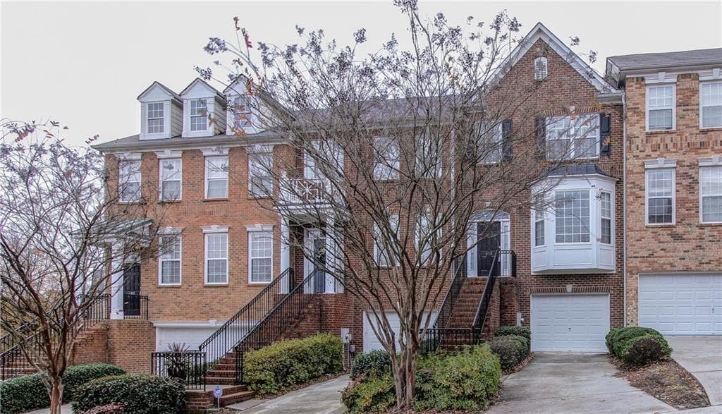 3 bedroom, 2,013 sq ft townhouse sold at 413 Iona Abbey Court 7, Smyrna, GA 30082