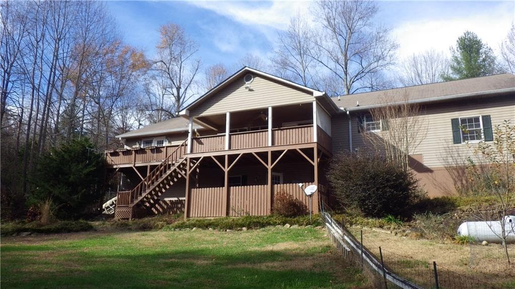 3 bedroom single family residence sold at 69 Peaceful Valley Drive, Cleveland, GA 30528