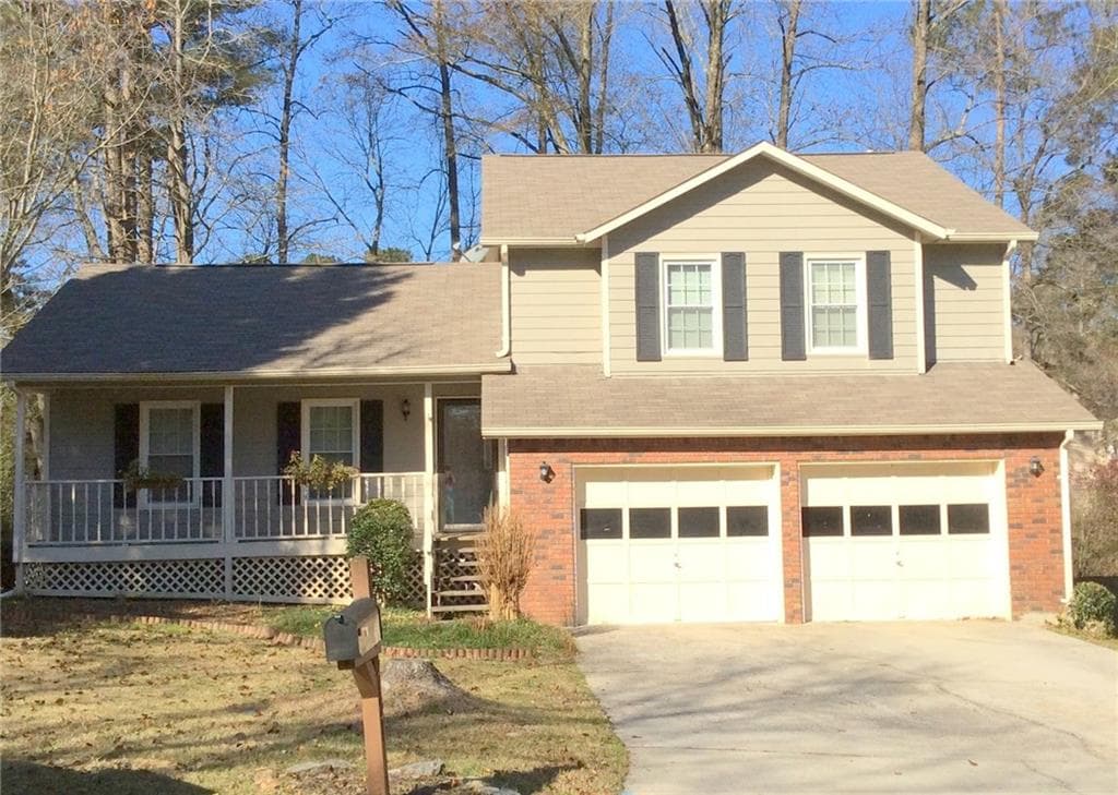3 bedroom single family residence sold at 2121 Crescentview Drive, Lawrenceville, GA 30044