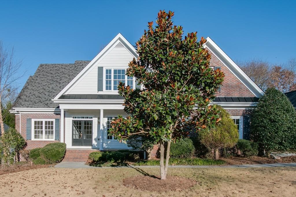 5 bedroom, 4,660 sq ft single family residence sold at 976 Autumn Blaze Lane, Lawrenceville, GA 30045