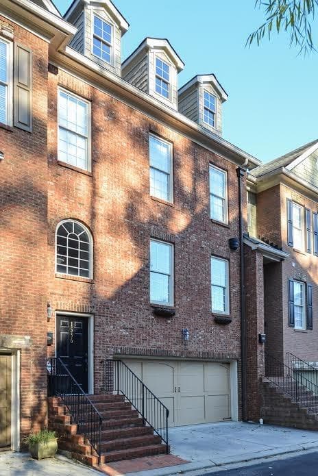 2 bedroom, 2,916 sq ft townhouse sold at 1556 Donaldson Park Drive, Brookhaven, GA 30319