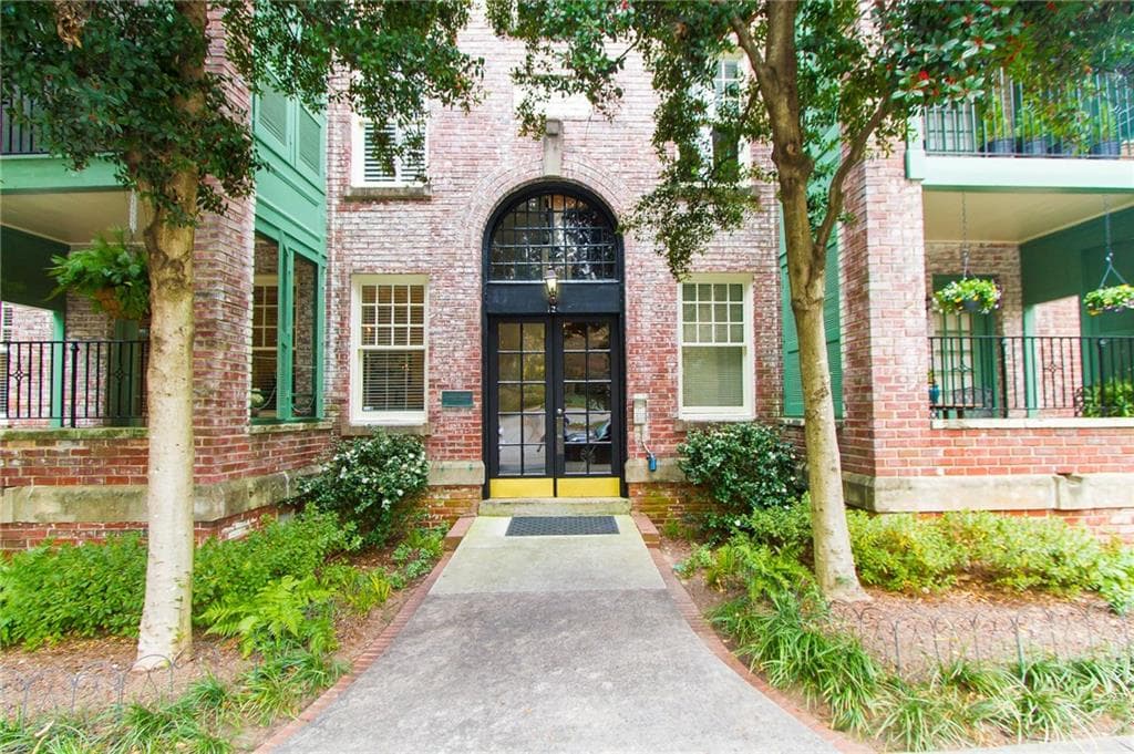 2 bedroom condominium sold at 124 Lafayette Drive 2, Atlanta, GA 30309