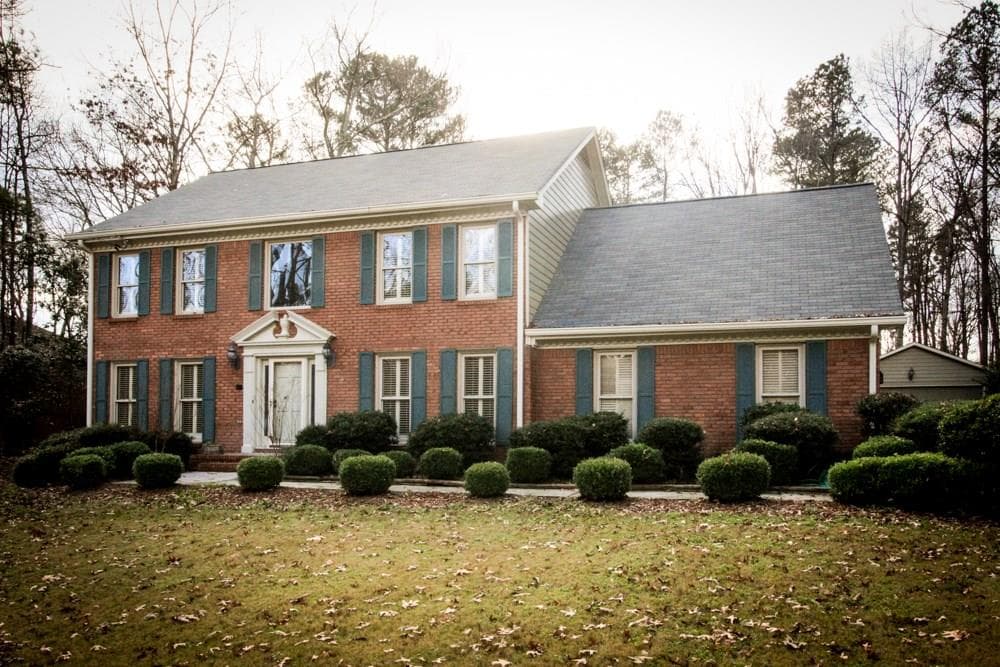 5 bedroom, 3,056 sq ft single family residence sold at 3999 Brenteresa Court, Snellville, GA 30039