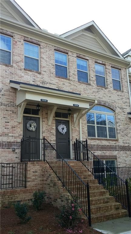8050 Willoughby Court, Alpharetta, GA 30005 — most recent listing photo