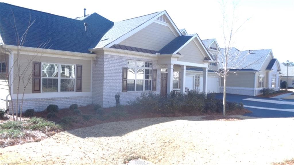 3 bedroom, 2,119 sq ft condominium sold at 131 Owens Farm Lane, Woodstock, GA 30188