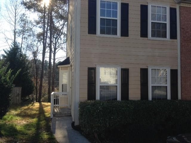 2 bedroom, 1,704 sq ft townhouse sold at 3320 Vintage Pointe Court, Lawrenceville, GA 30044