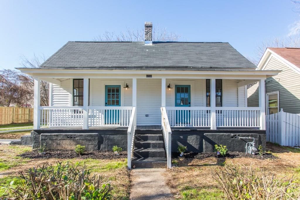 2 bedroom, 1,260 sq ft single family residence sold at 265 Iswald Street, Atlanta, GA 30316
