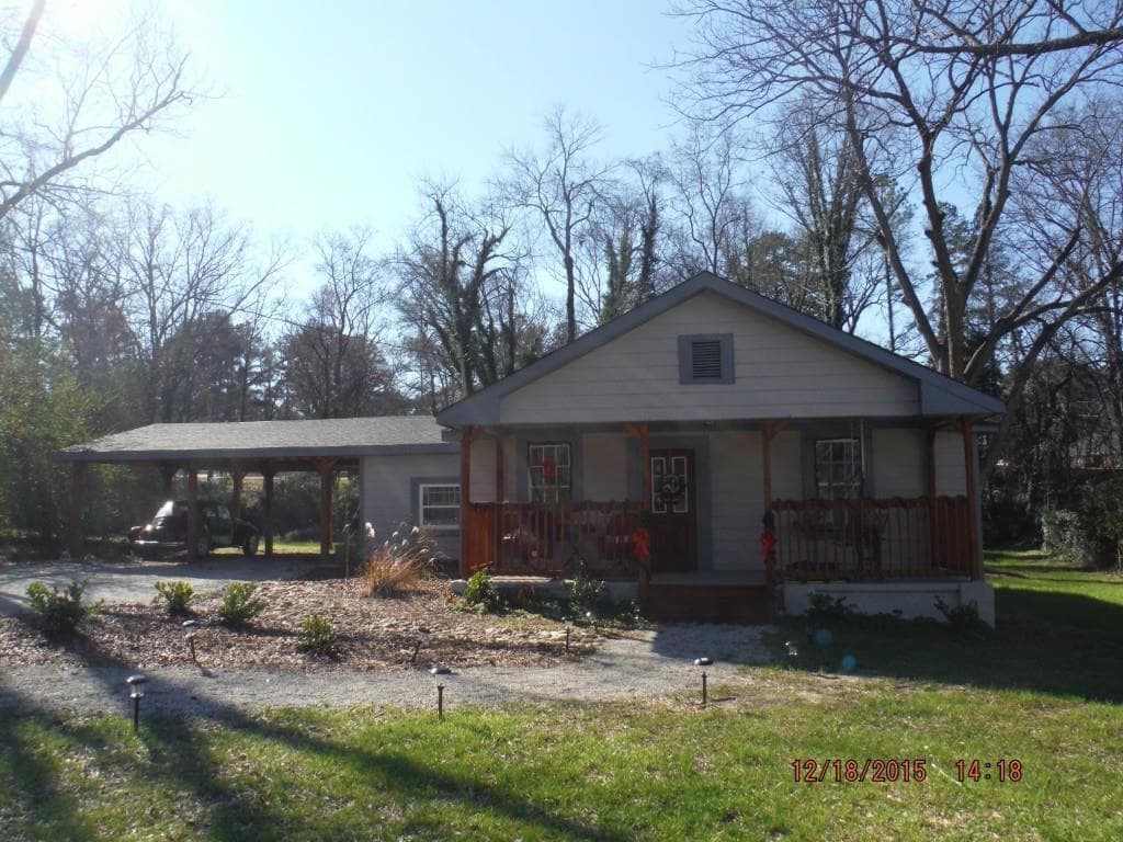 296 W Midland Avenue, Winder, GA 30680 — most recent listing photo