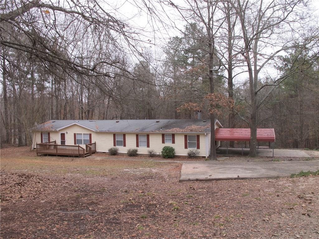 4 bedroom single family residence sold at 818 Duck Road, Braselton, GA 30517