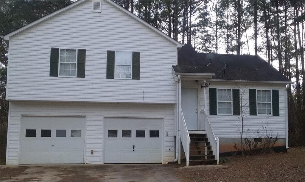 131 COUNTRY COTTAGE Circle, Carrollton, GA 30116 — most recent listing photo