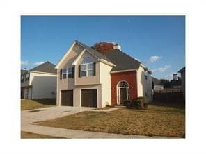 4 bedroom, 2,228 sq ft single family residence sold at 11811 Registry Boulevard, Hampton, GA 30228
