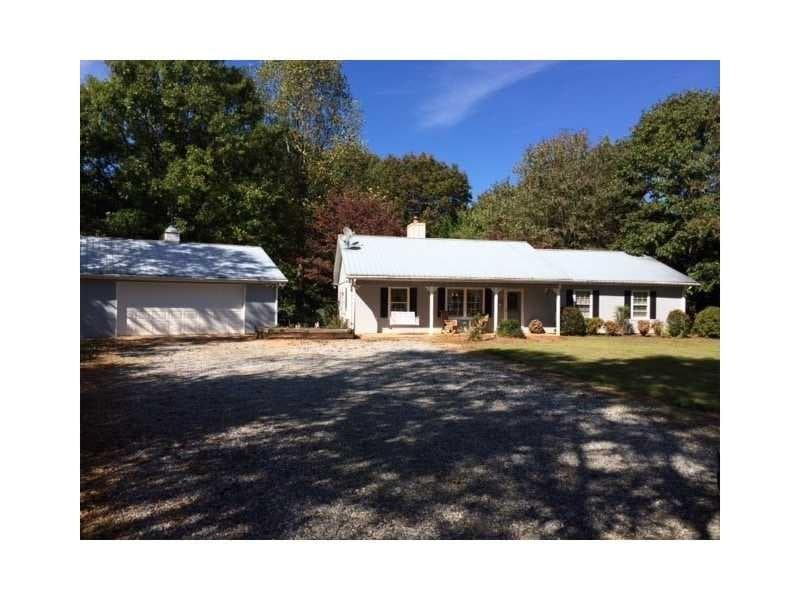 3 bedroom single family residence sold at 6828 H WHITE Road, Clermont, GA 30527