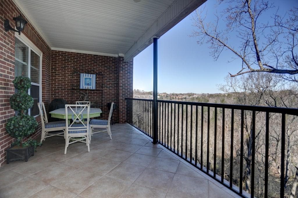 4310 Overland Drive 4310, Roswell, GA 30075 — most recent listing photo