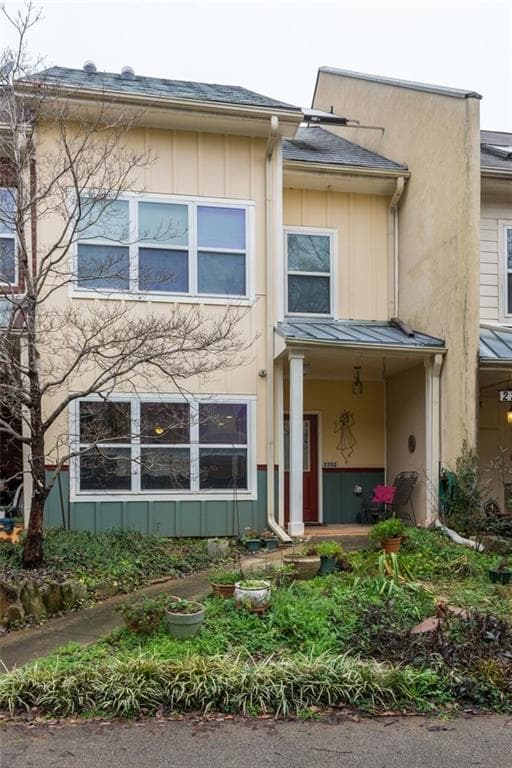 2202 Dancing Fox Road 2202, Decatur, GA 30032 — most recent listing photo