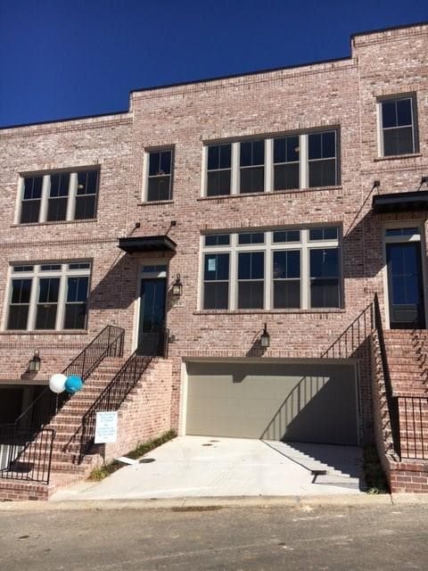 55 MARLOW Place 22, Sandy Springs, GA 30328 — most recent listing photo