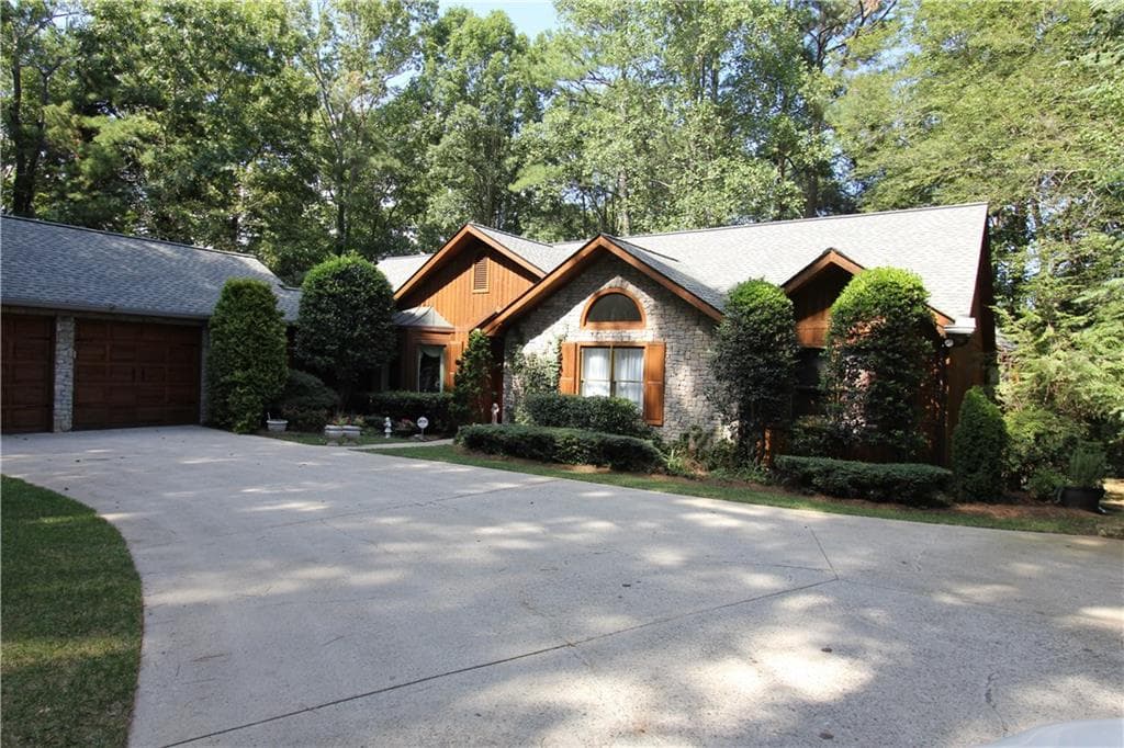2151 Vicki Lane, Cumming, GA 30041 — most recent listing photo