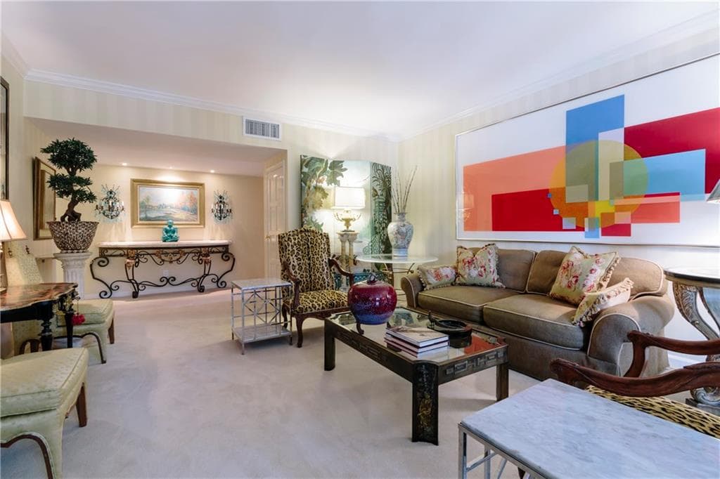 2769 Peachtree Road 5, Atlanta, GA 30305 — most recent listing photo