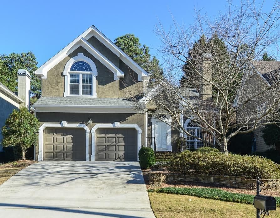 3 bedroom, 2,567 sq ft single family residence sold at 3043 Lanier Drive, Brookhaven, GA 30319