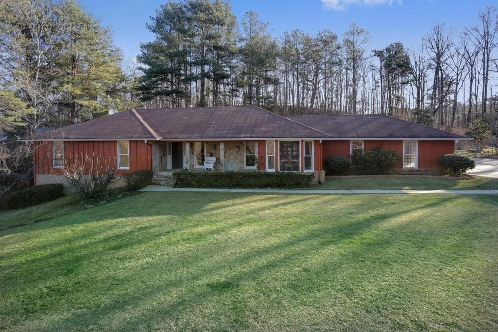420 Riverhill Drive, Sandy Springs, GA 30328 — most recent listing photo